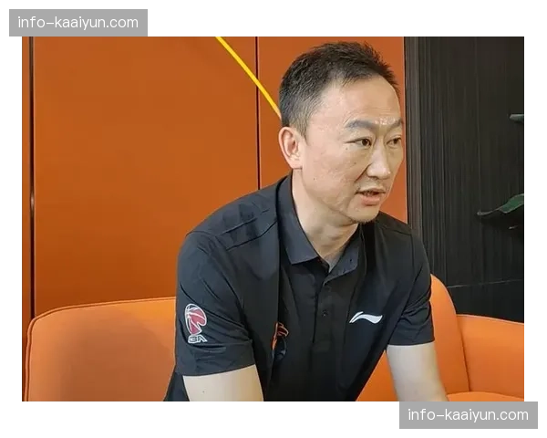 青岛稳居第七基本锁定季后赛 刘维伟强调比赛专注度 青岛稳居第七基本锁定季后赛 刘维伟强调比赛专注度